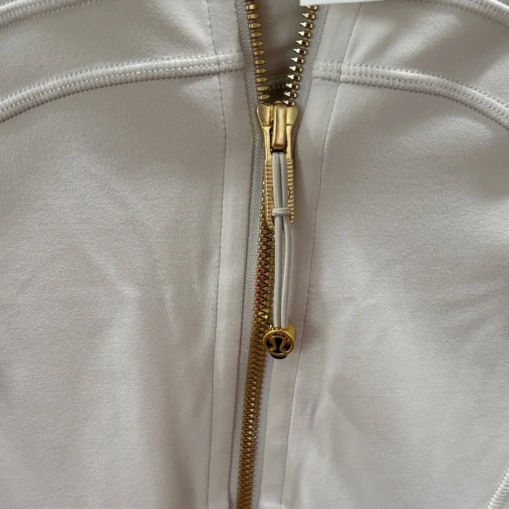 lululemon athletica Cream Zip-Up Bomber Jacket - Picture 3 of 3